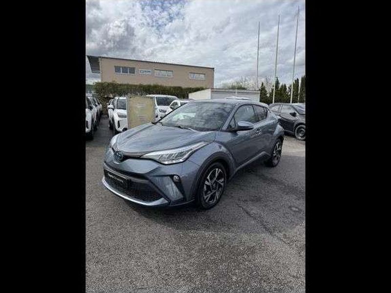 Utilisé 2023 Toyota C-HR Design SUV | 26 990 € (Prix cher) - Image 1/1