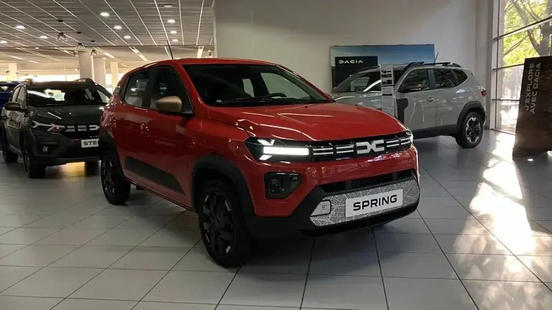 Rouge Nouvelle 2024 Dacia Spring Extreme Citadine | 16 870 € (Prix cher) - Image 1/4