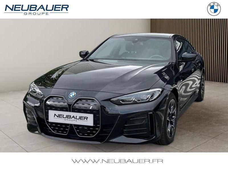Saphirschwarz métallisé Utilisé 2025 BMW i4 M Sport Berline | 47 950 € (Prix juste) - Image 1/4