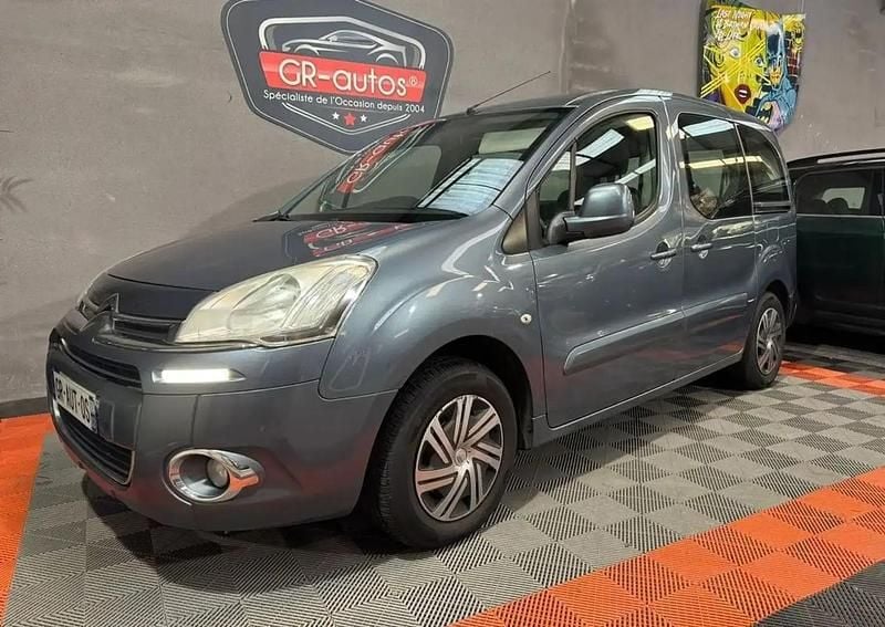 Gris Occasion 2013 Citroën Berlingo Monospace | 9 990 € (Prix juste) - Image 1/4