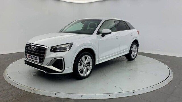 Blanc glacier métallisé Utilisé 2021 Audi Q2 S-Line SUV | 31 502 € (Prix assez cher) - Image 1/4