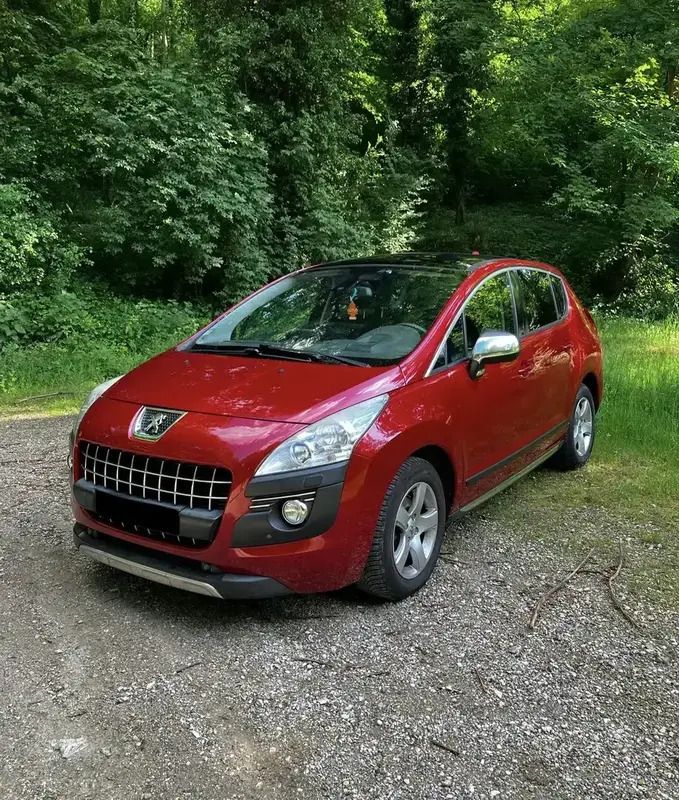 Utilisé 2011 Peugeot 3008 Premium SUV | 3 999 € (Prix juste) - Image 1/4
