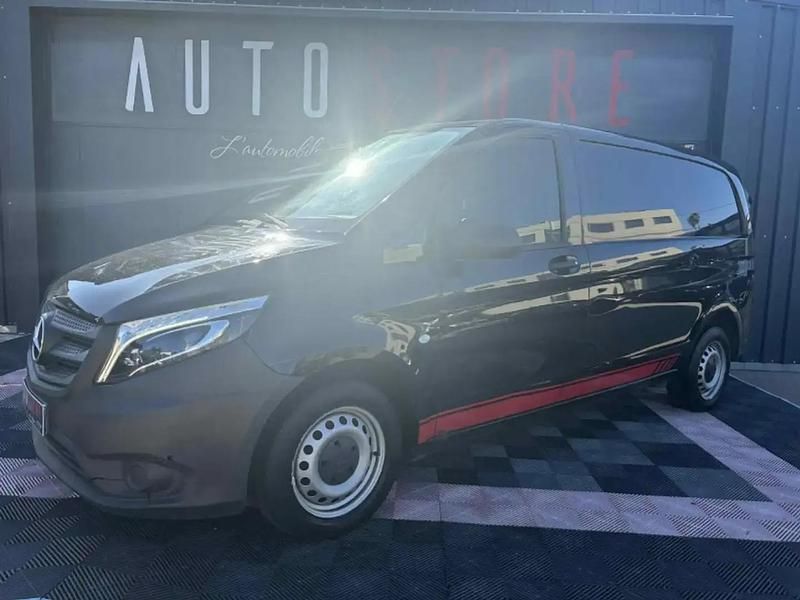 Occasion Mercedes Vito 137 ch (100 kW) 2018 Noir Van