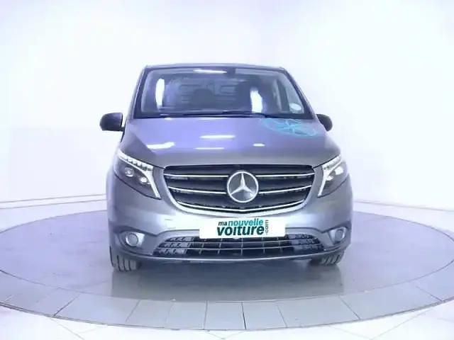 Occasion Mercedes Vito 2023 Gris Van