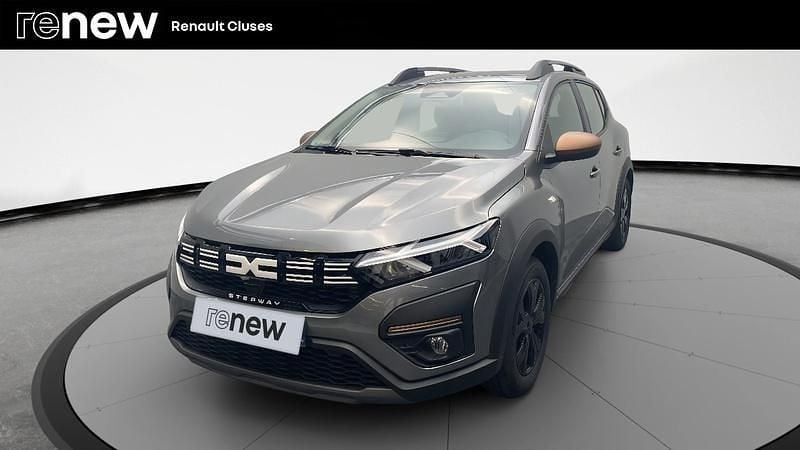 Gris Utilisé 2025 Dacia Sandero Extreme Citadine | 16 990 € (Prix juste) - Image 1/4