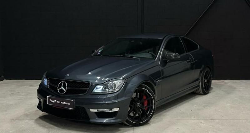 Gris Utilisé 2012 Mercedes C63 AMG AMG Coupé | 41 990 € - Image 1/4