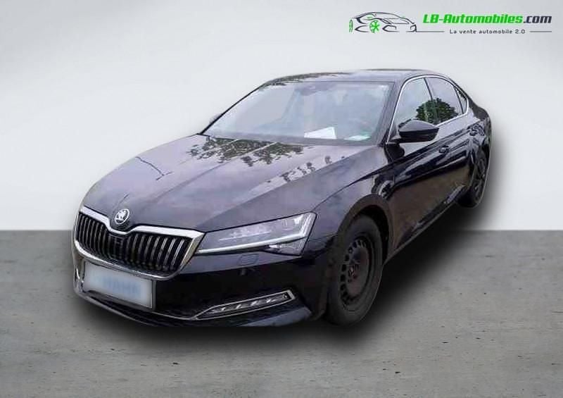 Utilisé 2020 Skoda Superb Berline | 28 400 € (Prix juste) - Image 1/4