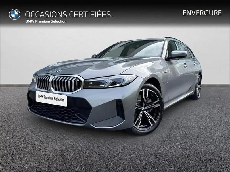 Gris Utilisé 2025 BMW 330 M Sport Break | 68 890 € - Image 1/4