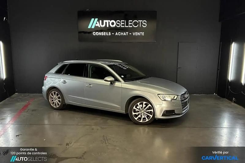 Gris Utilisé 2019 Audi A3 Business Berline | 23 990 € (Bon prix) - Image 1/4