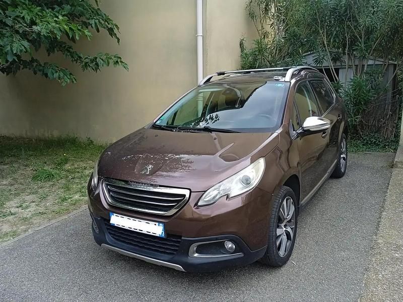 Brun Occasion 2014 Peugeot 2008 SUV | 7 800 € (Prix cher) - Image 1/4