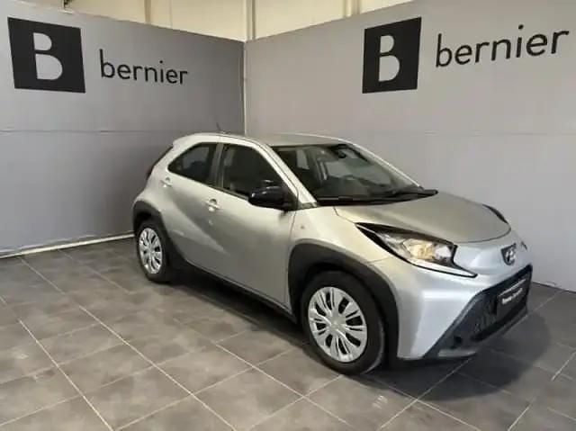 Gris minéral métallisé Utilisé 2022 Toyota Aygo X SUV | 13 980 € - Image 1/4