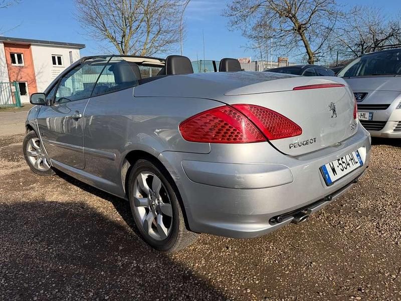 Occasion Peugeot 307 CC 135 ch (99 kW) 2006 Gris Cabriolet