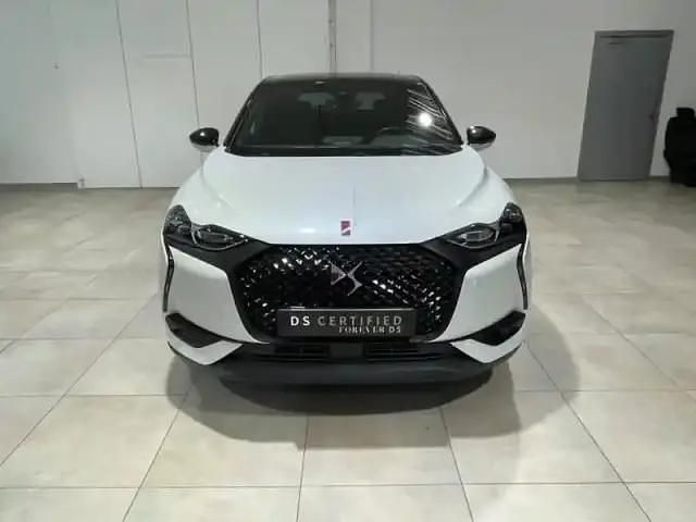 Occasion DS Automobiles DS3 Crossback Performance Line Plus 2021 Blanc perle nacré  toit noir perla n. SUV