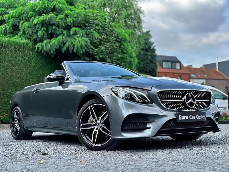 Gris Occasion 2020 Mercedes E200 AMG Cabriolet | 41 900 € (Prix juste) - Image 1/4