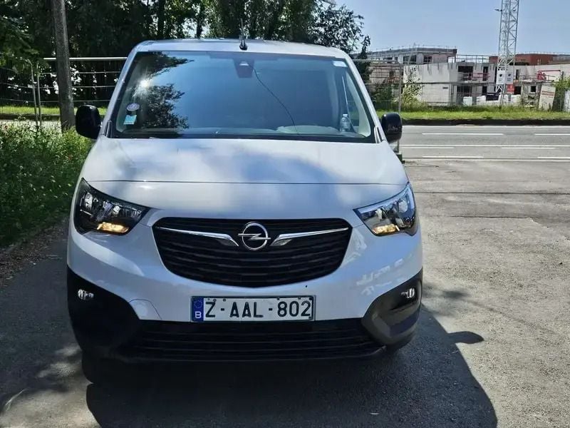 Blanc Utilisé 2023 Opel Combo Monospace | 15 999 € (Bon prix) - Image 1/4