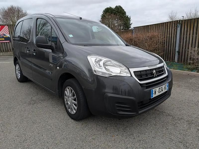 Occasion 2016 Peugeot Partner Monospace | 10 980 € (Bon prix) - Image 1/4
