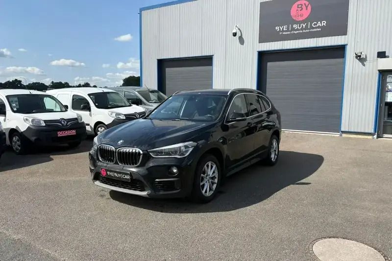 Noir Utilisé 2018 BMW X1 SUV | 14 990 € (Prix juste) - Image 1/4