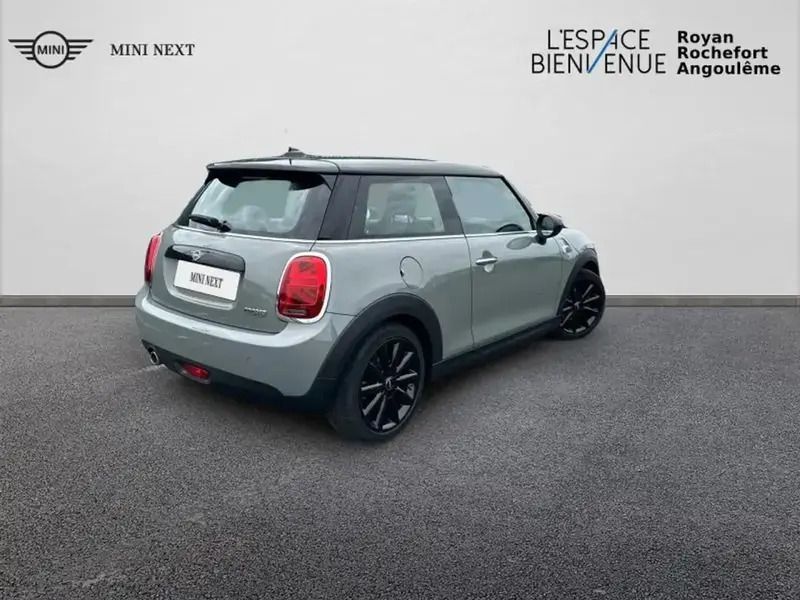 Image 2/4