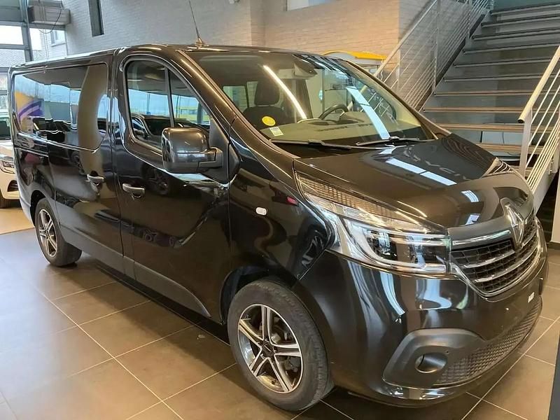 Noir Occasion 2021 Renault Trafic Monospace | 25 000 € (Prix juste) - Image 1/4