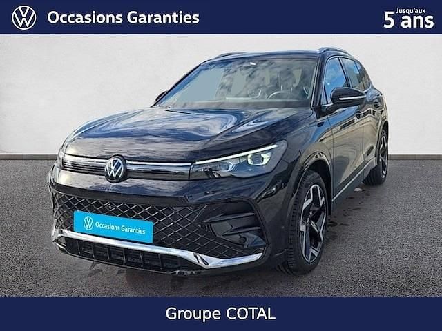 Noir Utilisé 2024 VW Tiguan R-line SUV | 43 600 € (Prix assez cher) - Image 1/4