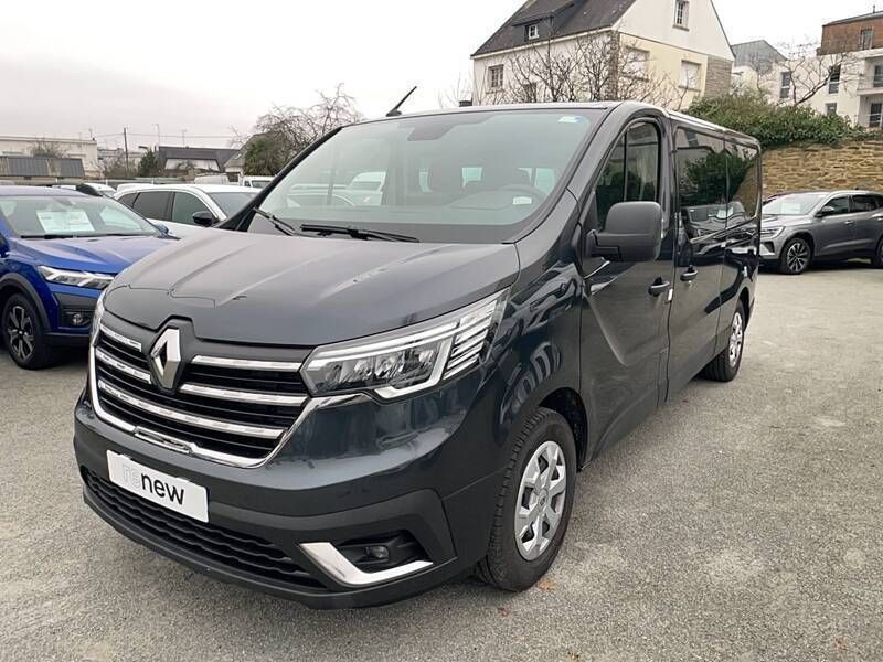 Gris Utilisé 2024 Renault Trafic Zen Van | 38 990 € (Prix cher) - Image 1/1