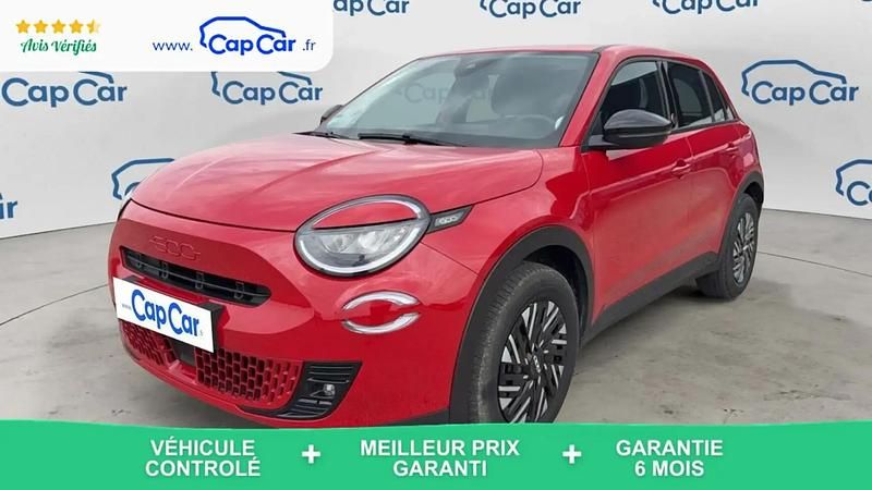 Rouge Utilisé 2024 Fiat 600E Red SUV | 23 990 € (Prix juste) - Image 1/4