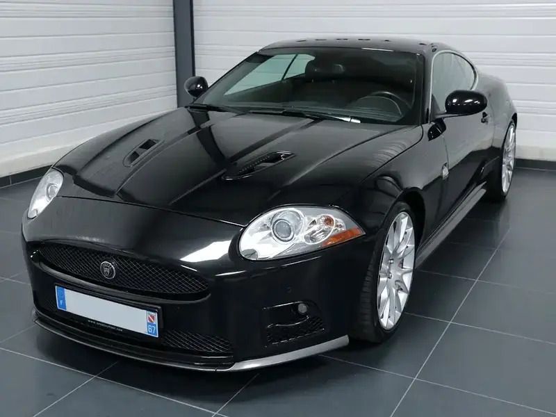 Noir Utilisé 2008 Jaguar XKR Coupé | 37 900 € (Prix juste) - Image 1/4