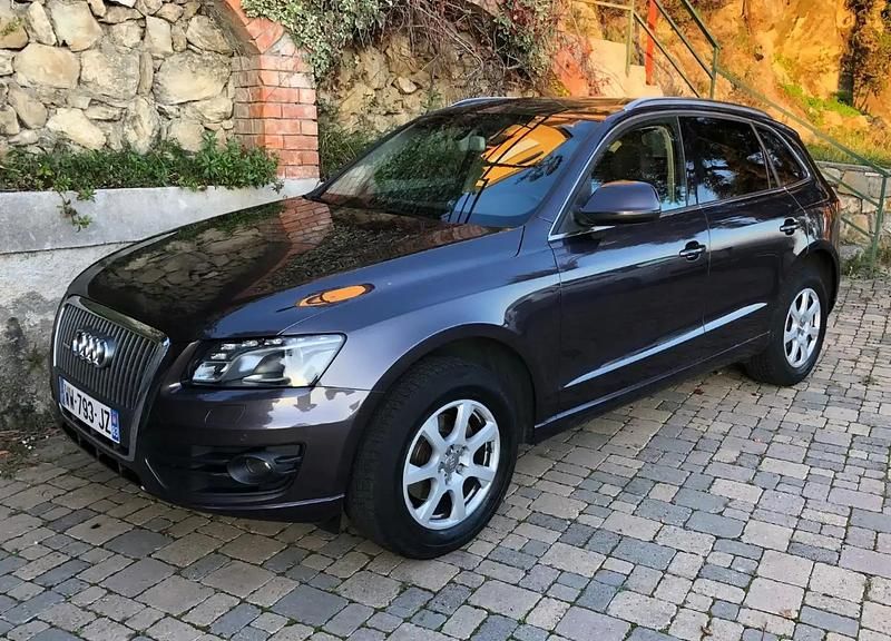 Gris Occasion 2010 Audi Q5 Sport SUV | 14 990 € (Prix juste) - Image 1/4