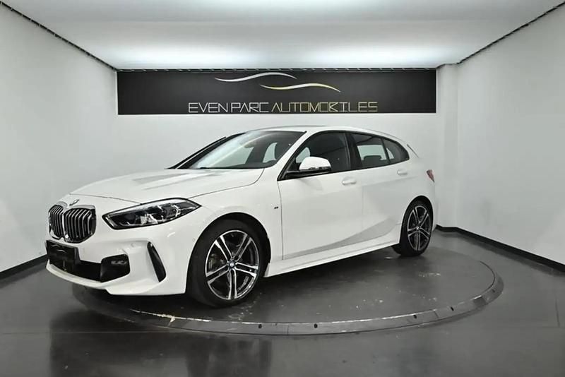 Utilisé 2022 BMW 118 M Sport Citadine | 27 490 € (Prix juste) - Image 1/4
