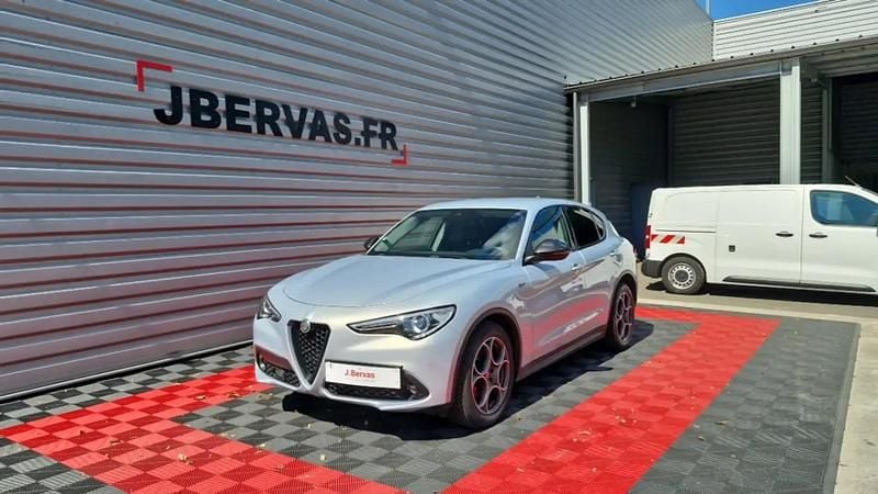 Utilisé 2021 Alfa Romeo Stelvio Sprint SUV | 29 990 € (Prix juste) - Image 1/4