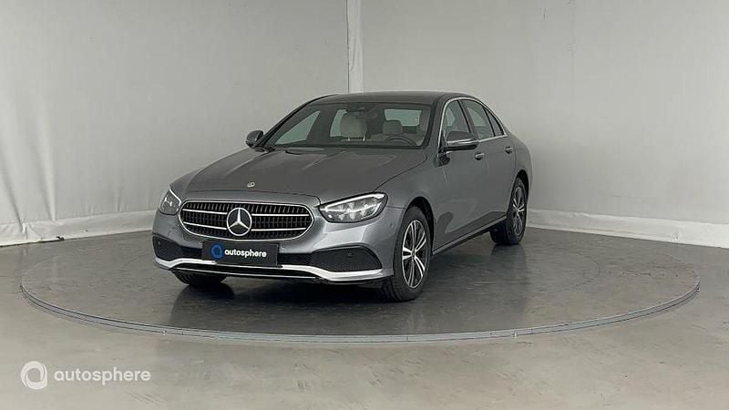 Gris Utilisé 2022 Mercedes E220 Avantgarde Berline | 40 999 € (Super prix) - Image 1/4