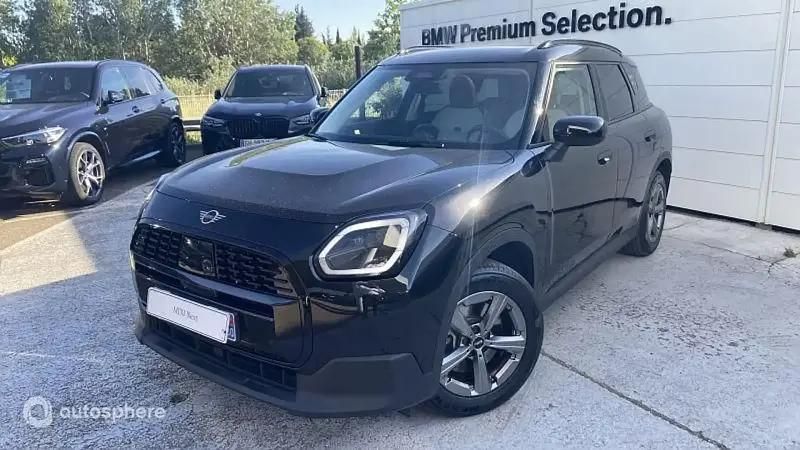 Noir Utilisé 2024 Mini Countryman Classic SUV | 36 999 € - Image 1/4