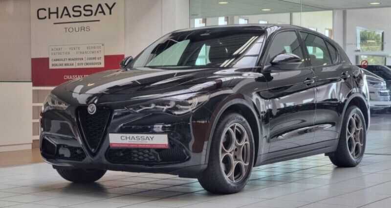Utilisé 2024 Alfa Romeo Stelvio Sprint SUV | 39 490 € (Prix juste) - Image 1/4