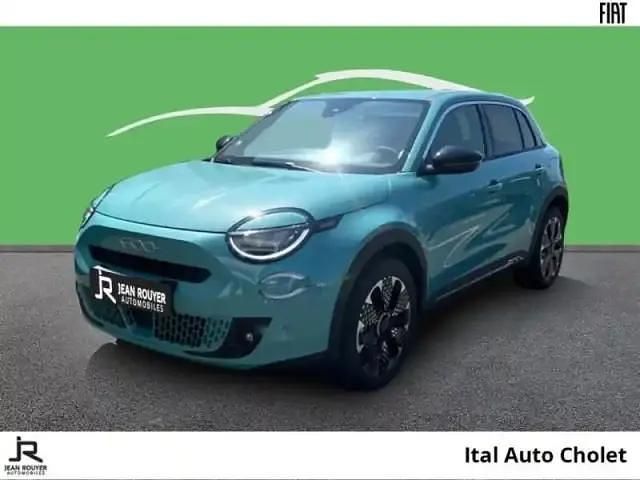 Vert sky métallisé Occasion 2025 Fiat 600E La Prima SUV | 26 709 € (Bon prix) - Image 1/4