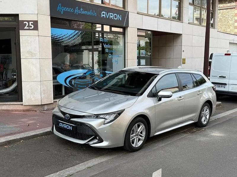 Gris Utilisé 2023 Toyota Corolla Business Edition Berline | 28 490 € (Prix assez cher) - Image 1/4