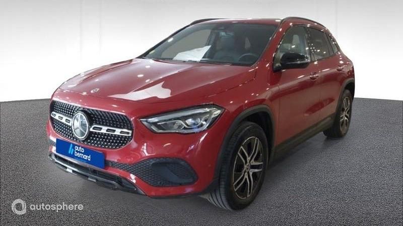 Rouge Utilisé 2023 Mercedes GLA200 Progressive SUV | 34 990 € (Prix juste) - Image 1/4