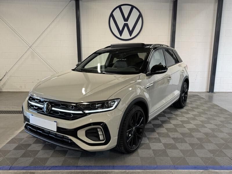 Noir Utilisé 2025 VW T-Roc R-line SUV | 41 590 € - Image 1/4