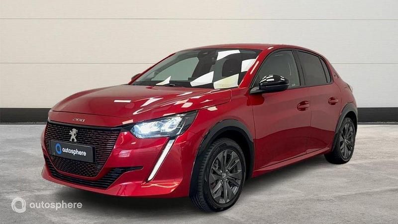 Rouge Utilisé 2022 Peugeot e-208 Allure Citadine | 16 990 € (Prix juste) - Image 1/4