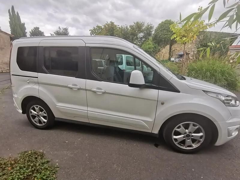 Blanc Occasion 2018 Ford Tourneo S Monospace | 9 990 € (Prix juste) - Image 1/4