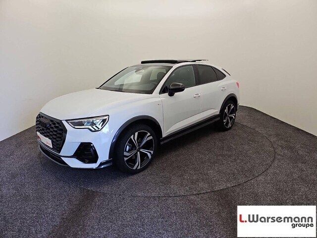 Blanc glacier métallisé Utilisé 2024 Audi Q3 Sportback S-Line SUV | 51 900 € (Prix cher) - Image 1/4