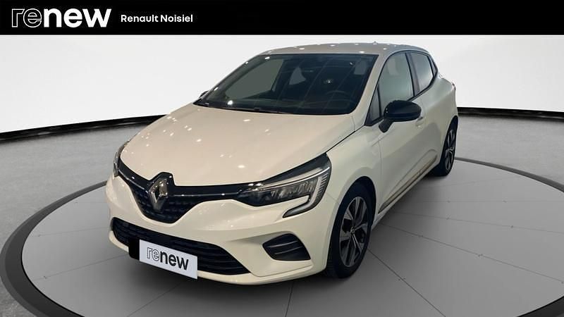 Blanc Utilisé 2023 Renault Clio V Evolution Berline | 14 990 € (Prix juste) - Image 1/4
