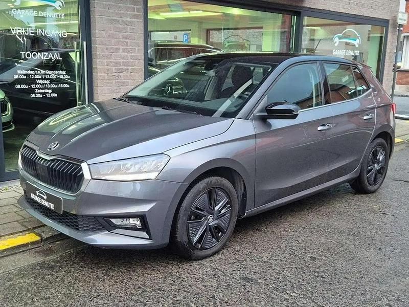 Gris Occasion 2022 Skoda Fabia Style Citadine | 16 000 € (Bon prix) - Image 1/4