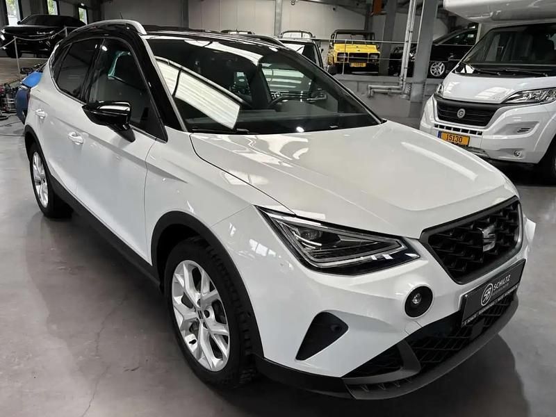 Blanc Utilisé 2022 Seat Arona FR SUV | 17 590 € (Bon prix) - Image 1/4
