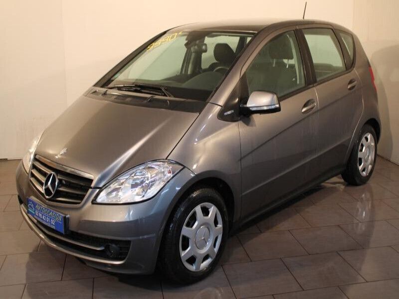 Gris Utilisé 2011 Mercedes A160 Classic Berline | 8 290 € - Image 1/4