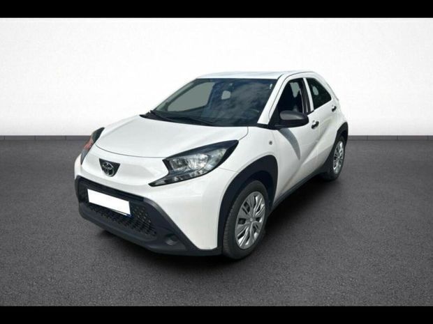 Blanc Utilisé 2023 Toyota Aygo Active Citadine | 13 790 € (Prix juste) - Image 1/4