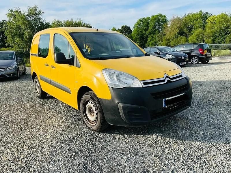 Occasion Citroën Berlingo Comfort 75 ch (55 kW) 2014 Jaune Monospace