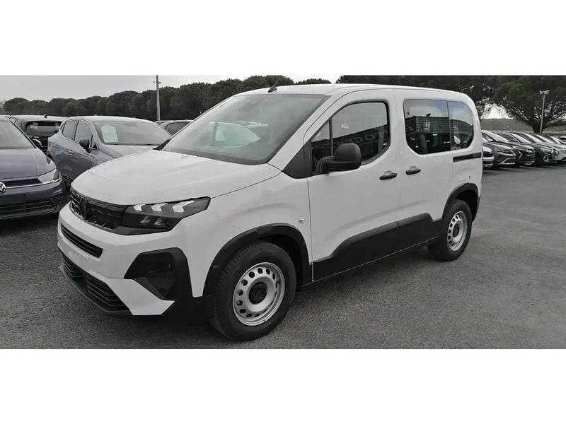 Blanc Nouvelle 2024 Peugeot Rifter Active Monospace | 19 500 € (Super prix) - Image 1/2