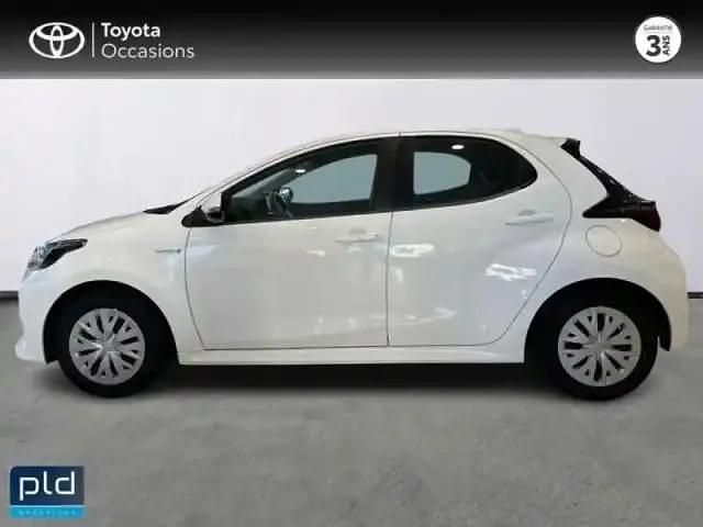 Occasion Toyota Yaris Hybrid 116 ch (85 kW) 2023 Blanc Berline