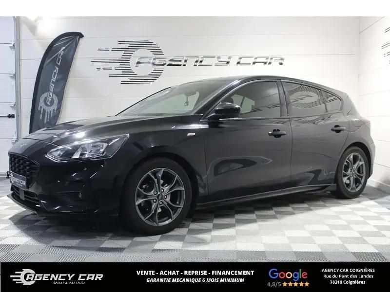 Noir Utilisé 2020 Ford Focus ST-Line Berline | 13 999 € (Prix juste) - Image 1/4