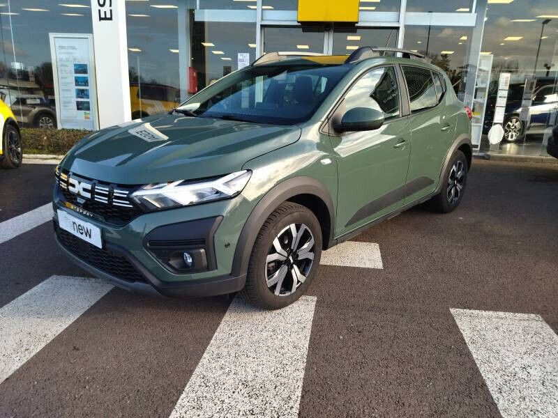 Utilisé 2024 Dacia Sandero Expression Citadine | 16 790 € (Prix juste) - Image 1/4